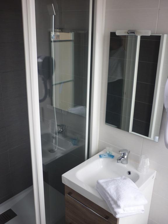 Hotel De La Plage Quiberville 部屋 写真